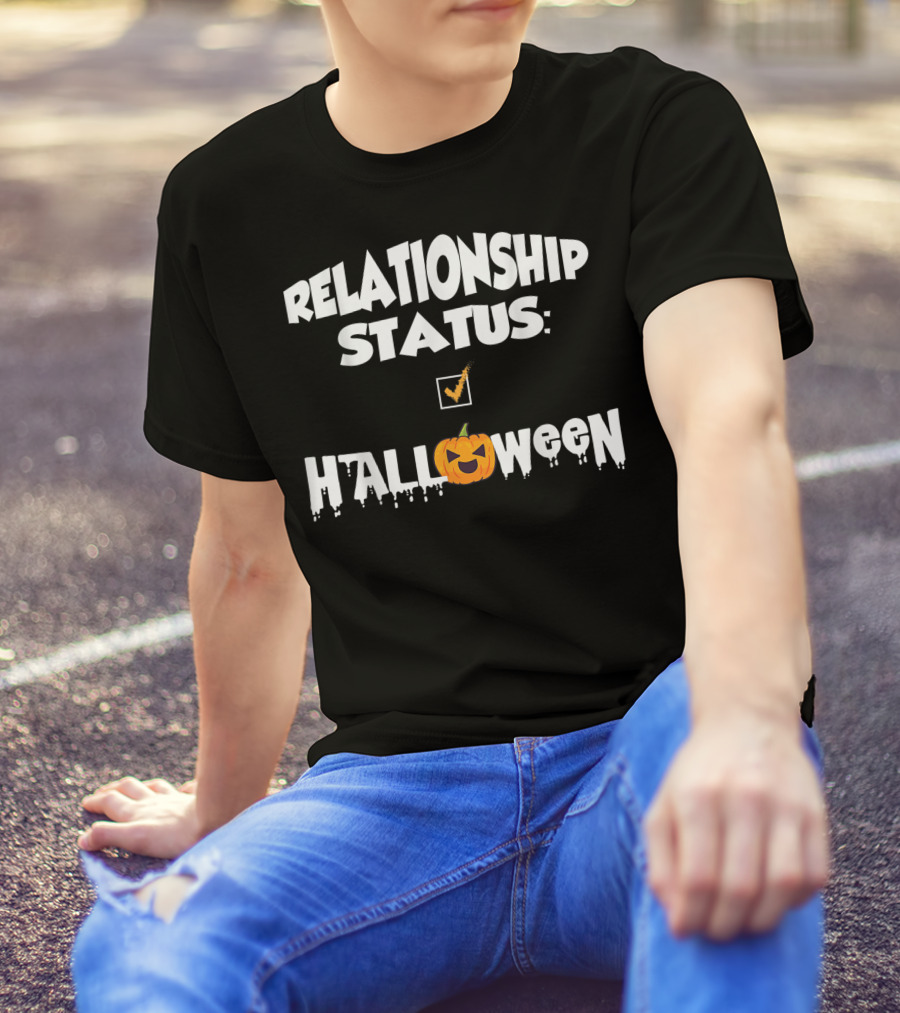 Relationship Status Halloween Pumpkin Checkmark T-Shirt