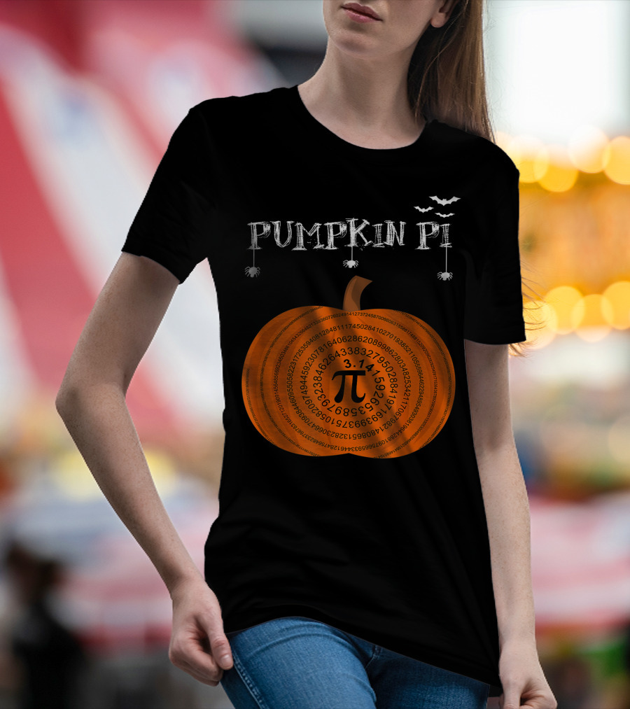 Pumpkin Pi Halloween Math Teachers Pumpkin With Pi Symbol And Bats T-Shirt