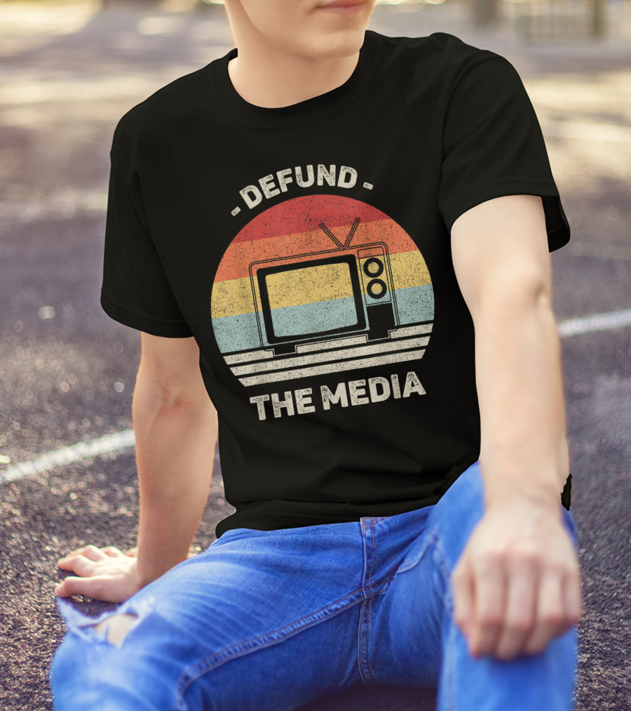 Defund The Media Vintage TV Protest Fake News T-Shirt