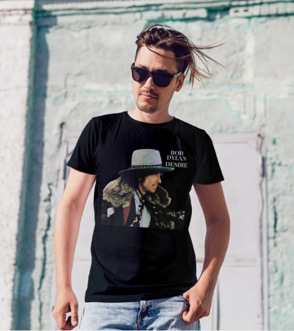 Bob Dylan Desire Fur Coat Hat 1976 Album Cover T-Shirt