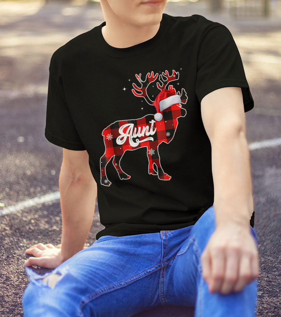 Aunt Deer Christmas Red Plaid Family Matching Santa Hat T-Shirt
