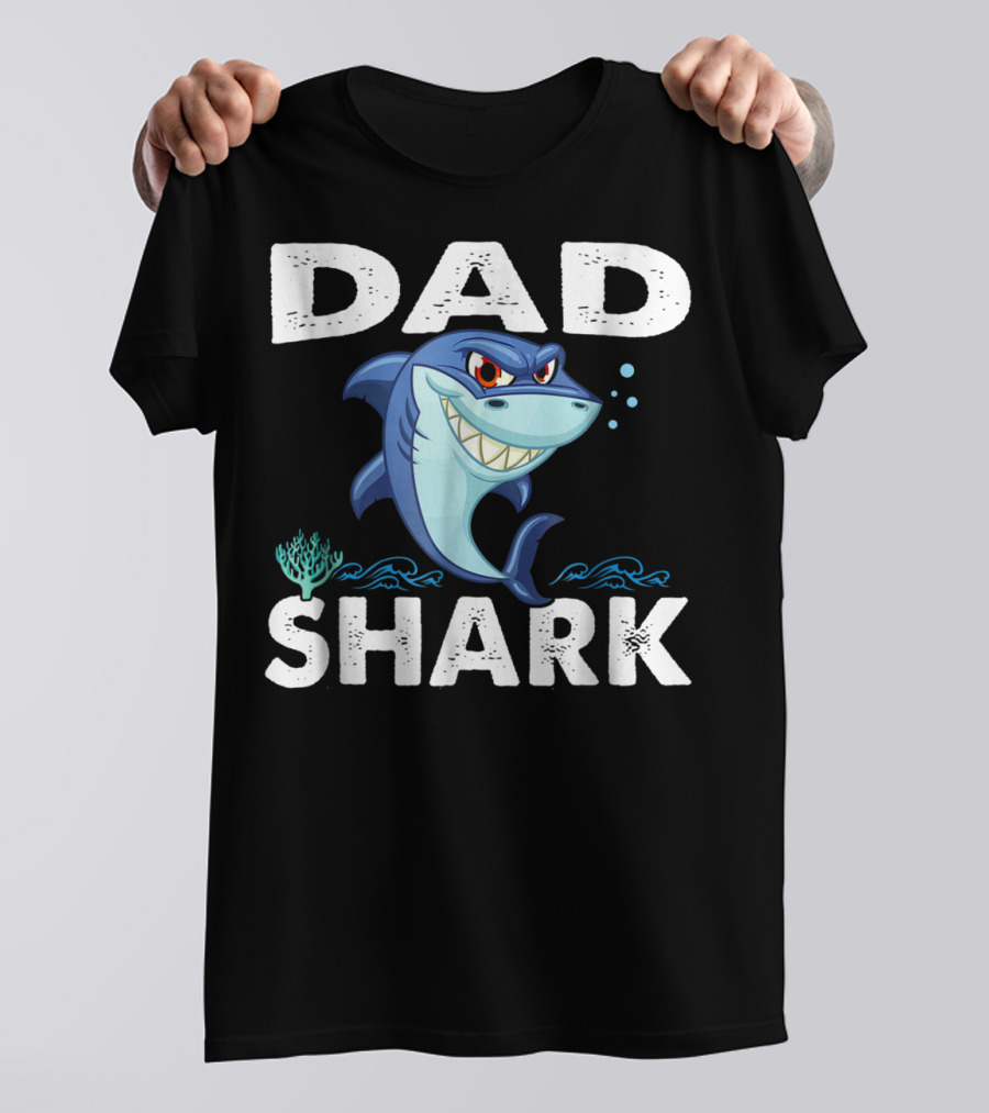 Dad Shark Awesome Funny Family Shark Fierce Cartoon T-Shirt