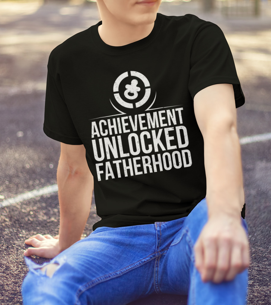 Achievement Unlocked Fatherhood New Dad Gaming Emblem T-Shirt