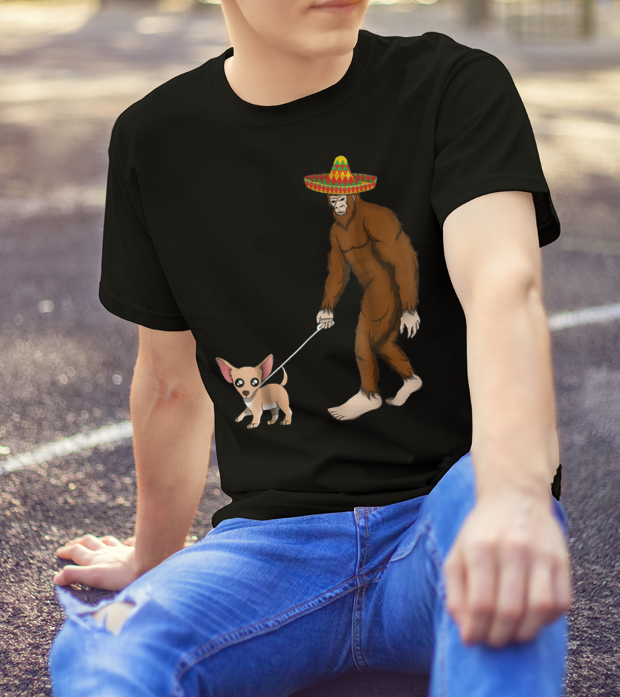 Bigfoot Sombrero Walking Chihuahua Cinco De Mayo T-Shirt