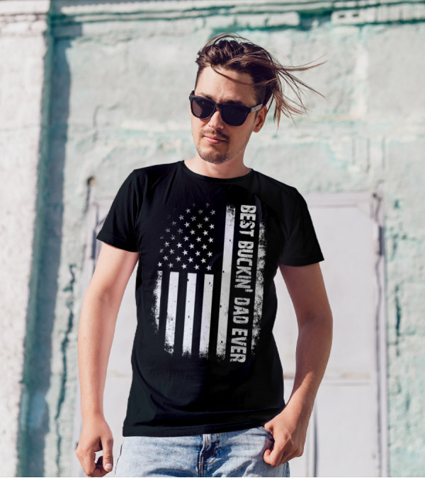 Best Buckin Dad Ever American Flag Hunter T-Shirt