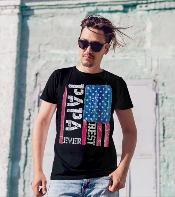 Best Papa Ever Distressed American Flag T-Shirt