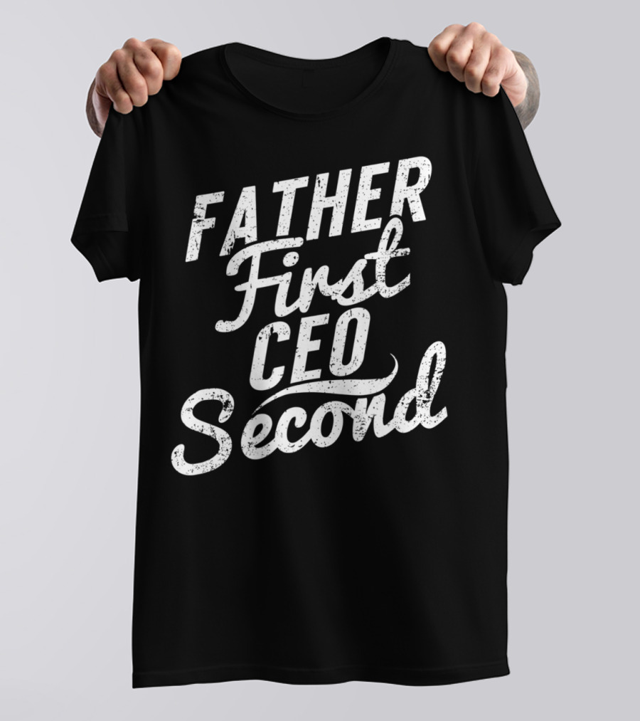 Father First CEO Second Entrepreneur Dad 90 Retro Style Vintage Look T-Shirt