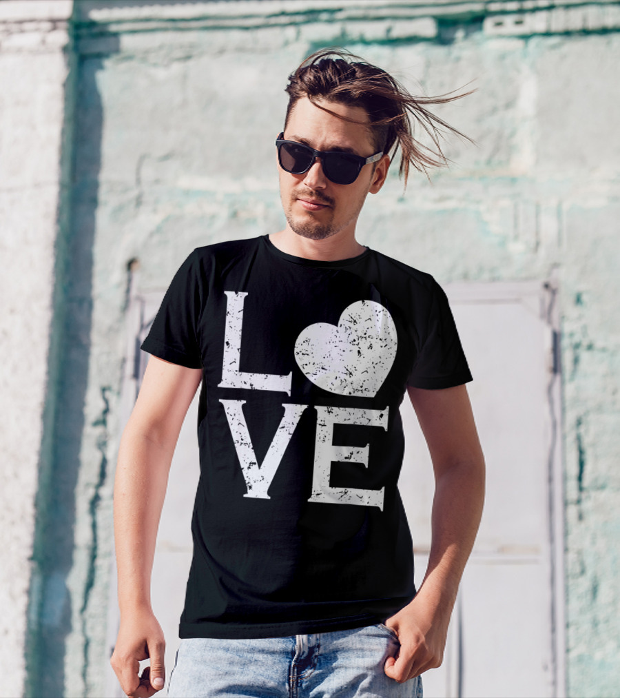 Love Heart Baseball Sports Vintage T-Shirt