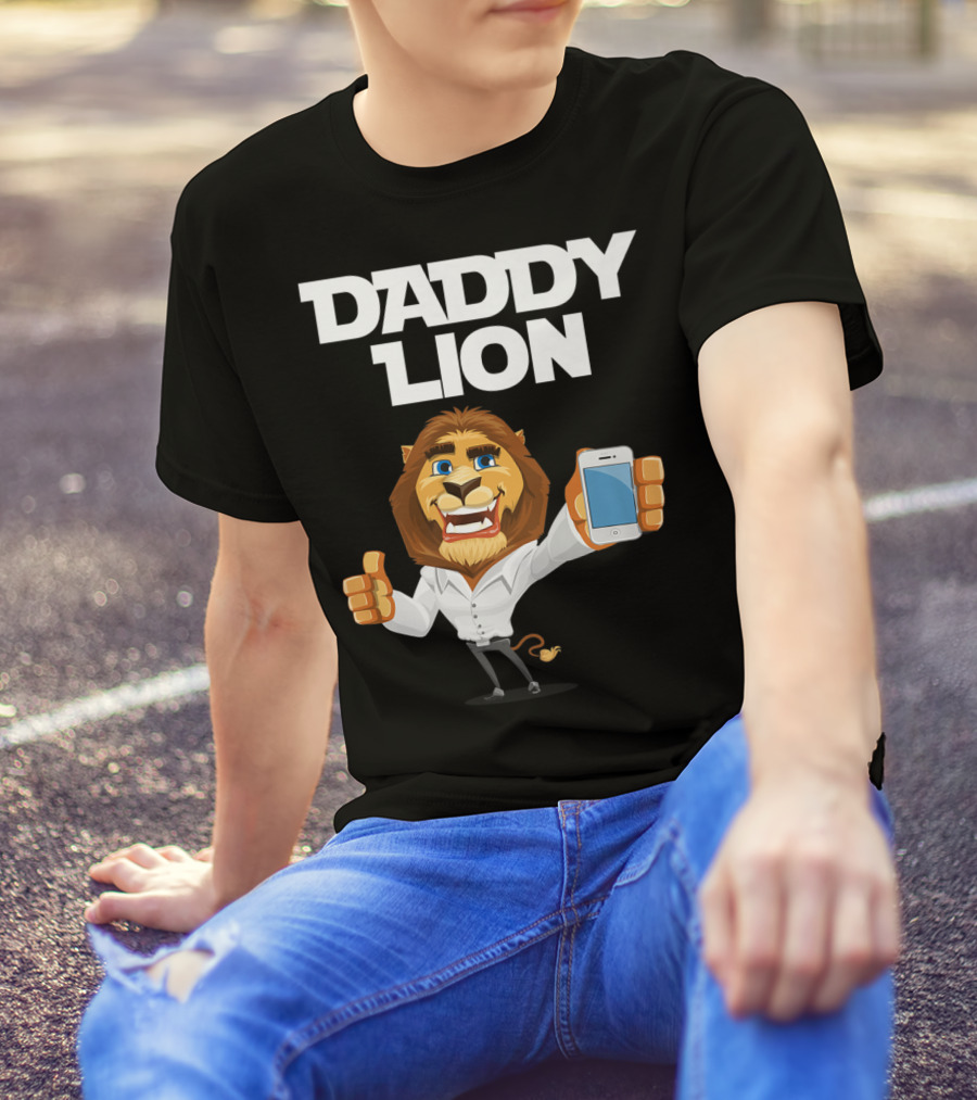 Daddy Lion Daddy Dad Lion Thumbs Up Smartphone T-Shirt