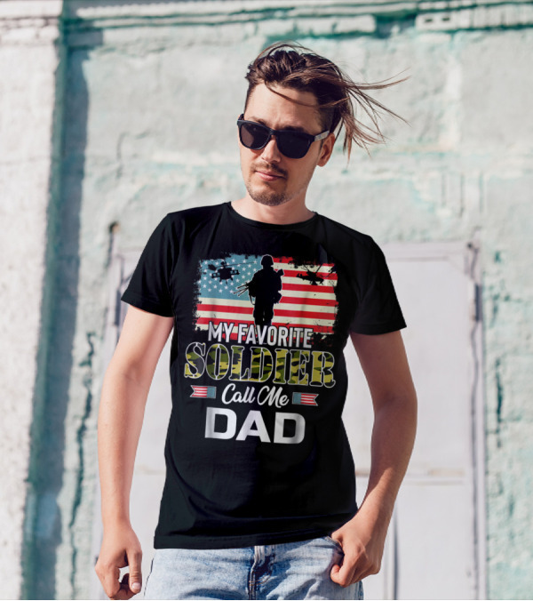 Army Veteran My Favorite Soldier Call Me Dad American Flag Helicopters T-Shirt