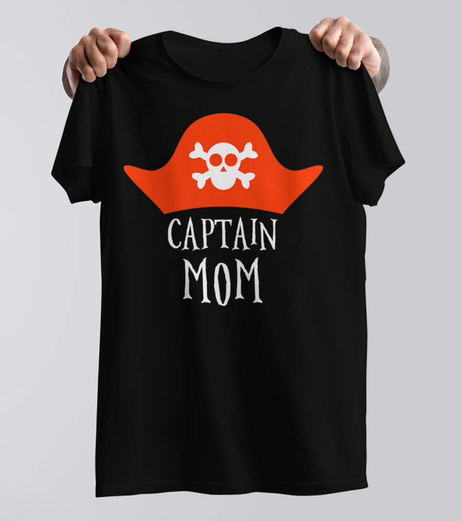 Captain Mom Pirate Skull Halloween Costume 84 T-Shirt