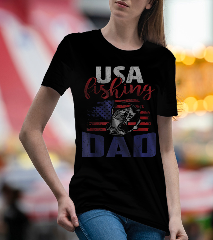USA Fishing Dad American Flag Bass Fish T-Shirt