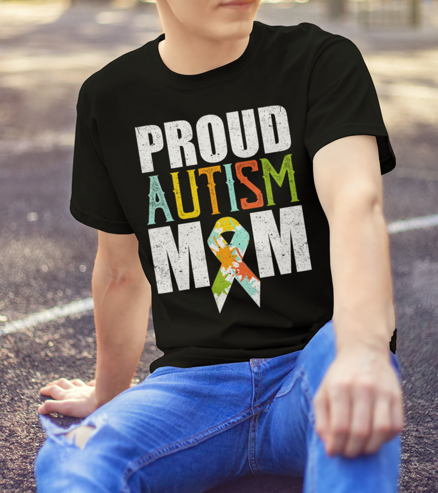 Proud Autism Mom Multicolor Awareness T-Shirt