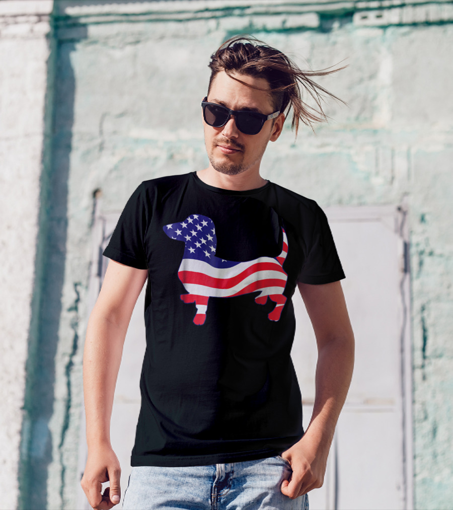 Patriotic American Dachshund Mom Flag 4th Of July USA T-Shirt