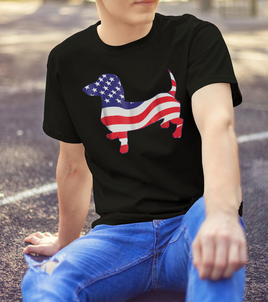 Patriotic American Dachshund Mom Flag 4th Of July USA T-Shirt