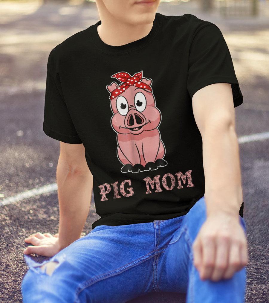 Pig Mom Bandana Cute For Girl And Women79 Whimsical Pig With Red Polka Dot Headband T-Shirt