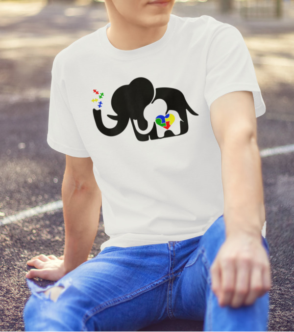 Autism Awareness Elephant With Puzzle Heart And Baby Elephant For Autism Mom T-Shirt