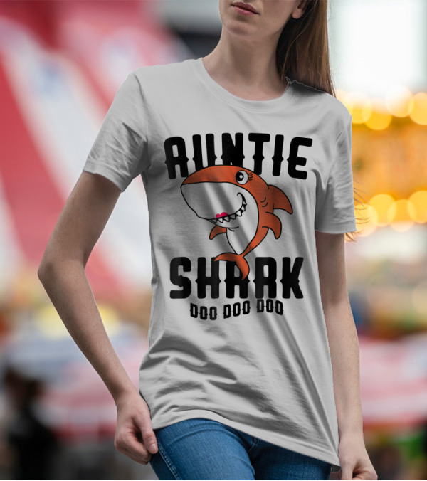 Auntie Shark Doo Doo Doo Mom Grandma Halloween Christmas T-Shirt