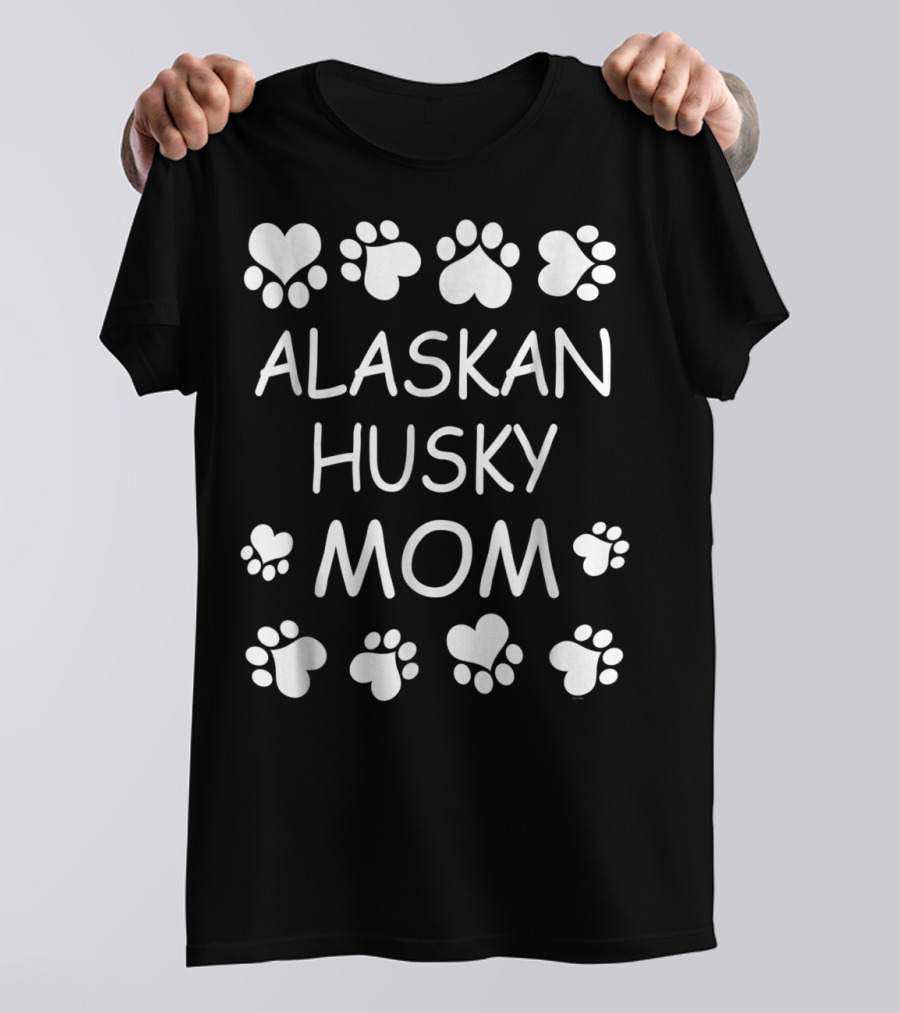 Alaskan Husky Mom Paw Prints And Heart Design For Dog Lovers T-Shirt