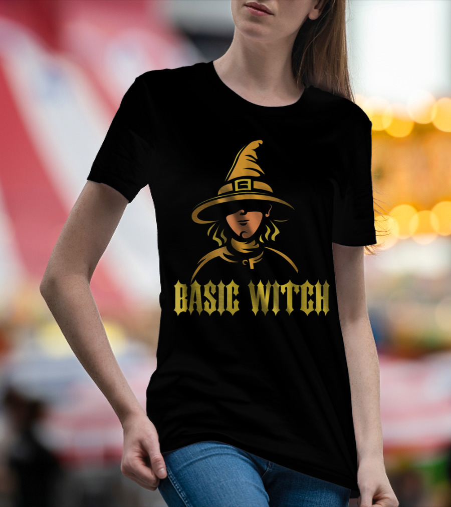 Basic Witch Hat Illustration Halloween T-Shirt