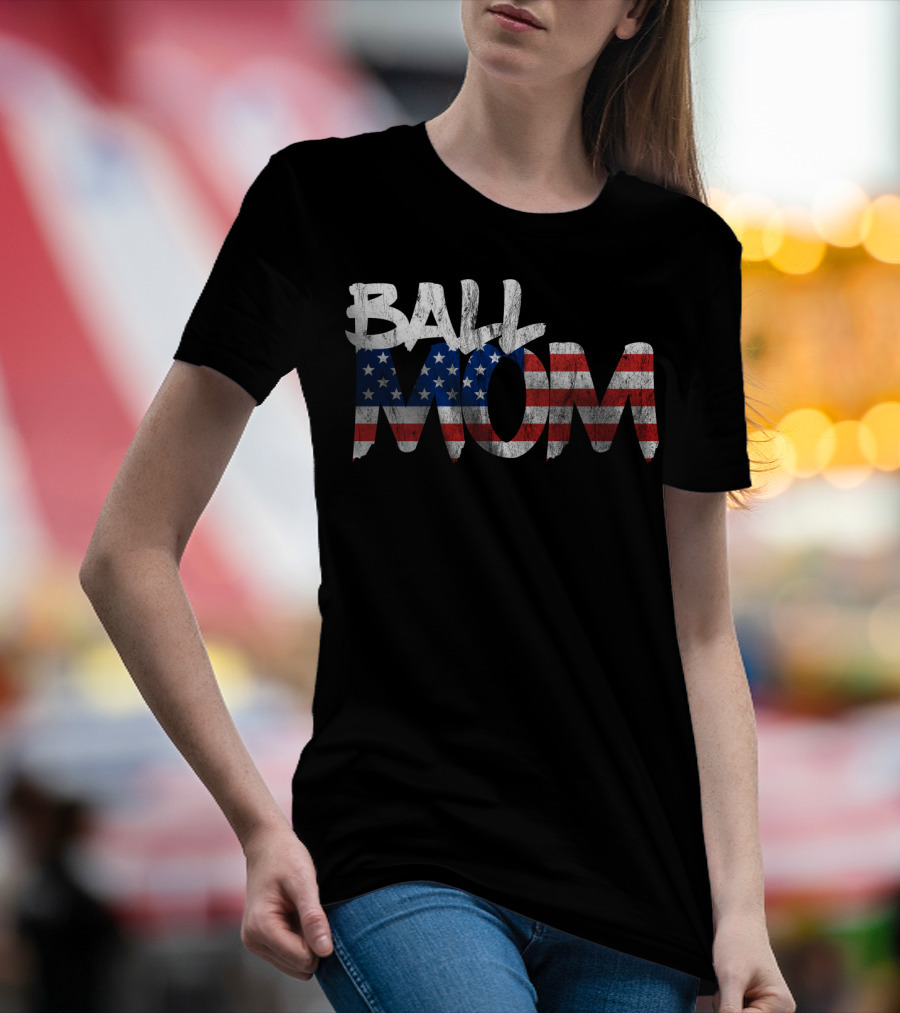 Ball Mom Vintage American Flag 4th Of July Momma69 T-Shirt