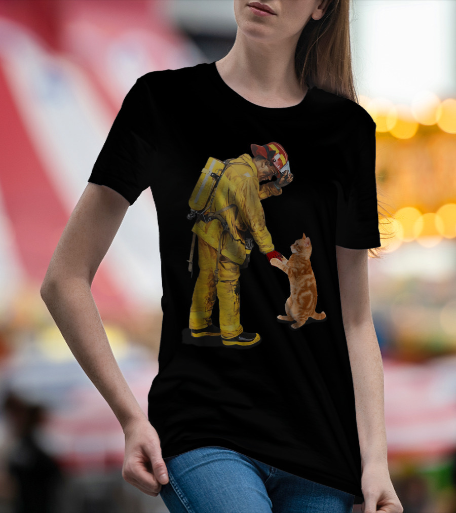 Cats Shaking Hands With Firefighter Mom T-Shirt