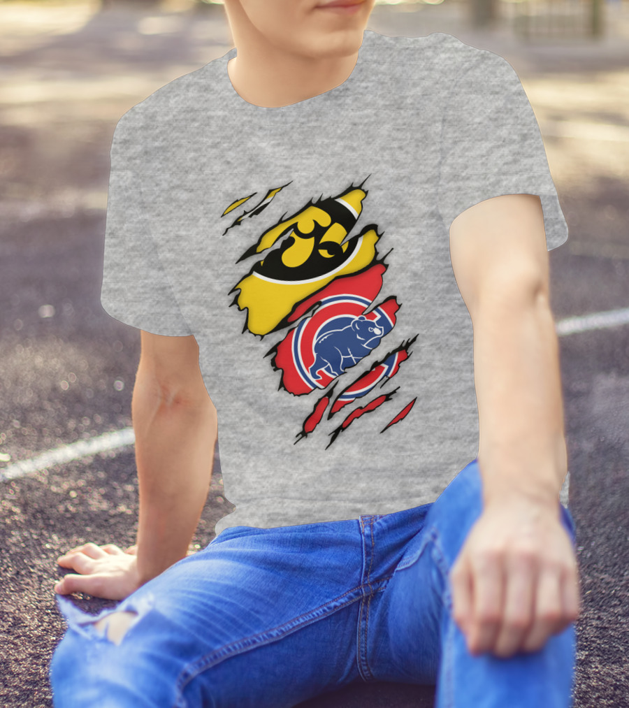 Chicago Cubs Iowa Hawkeyes Mashup T-Shirt