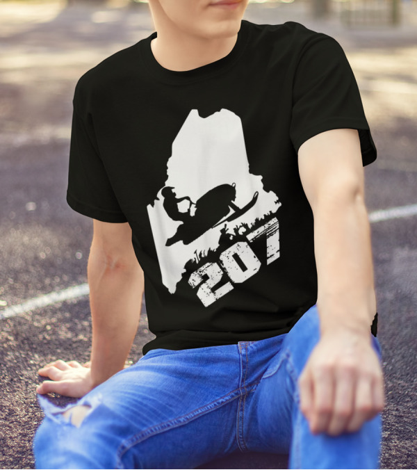 Maine 207 Snowmobile Silhouette In State Outline T-Shirt
