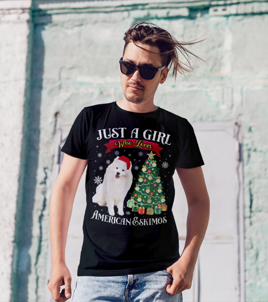 Just A Girl Who Loves American Eskimos Santa Hat Christmas Tree T-Shirt