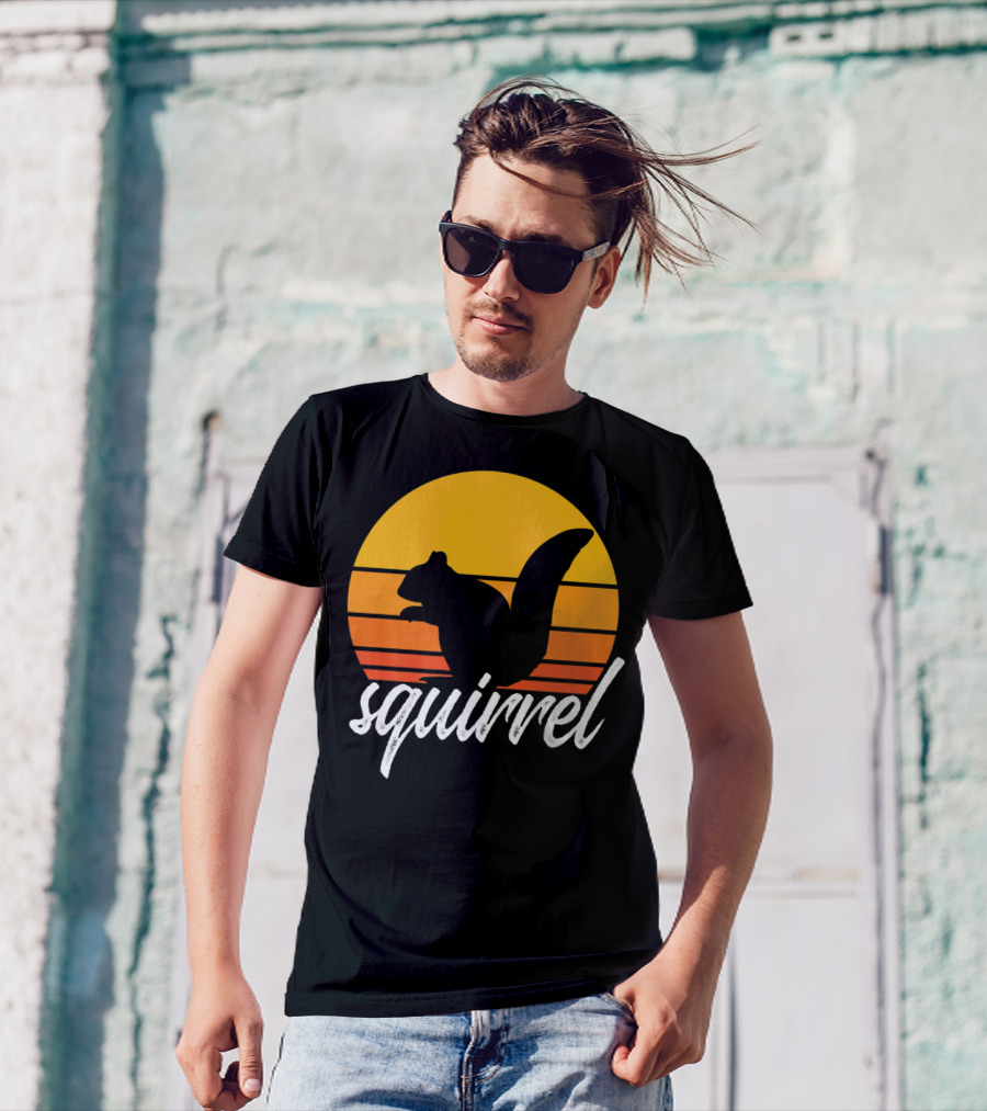 Squirrel Retro Sunset Silhouette Animal Lover Vintage T-Shirt