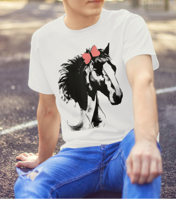 Cute Horse With Pink Bow For Horseback Riding T-Shirt