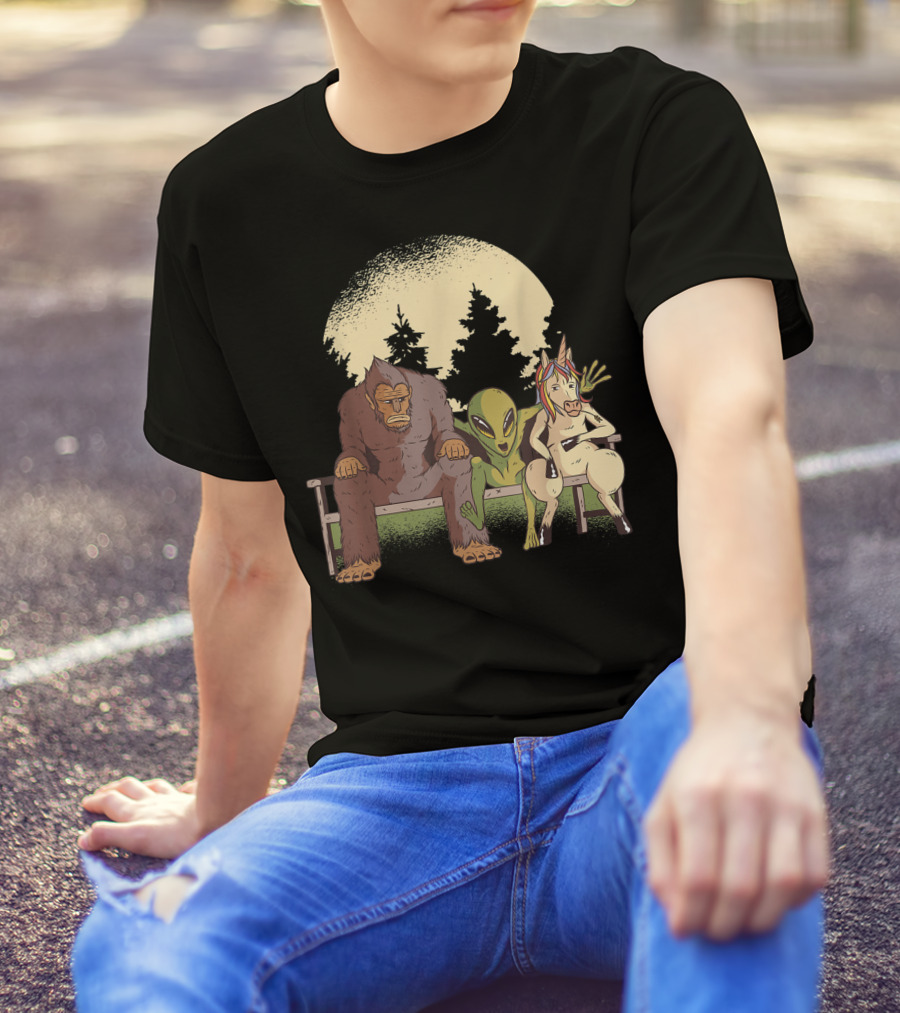 Creatures Monkey Alien Horse Forest Bench Scene T-Shirt