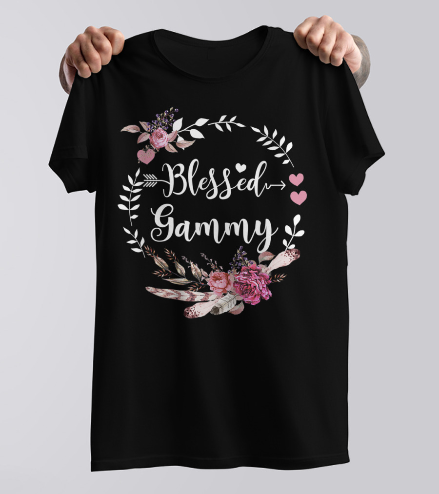 Blessed Gammy Floral Wreath With Pink Hearts And Flowers T-Shirt