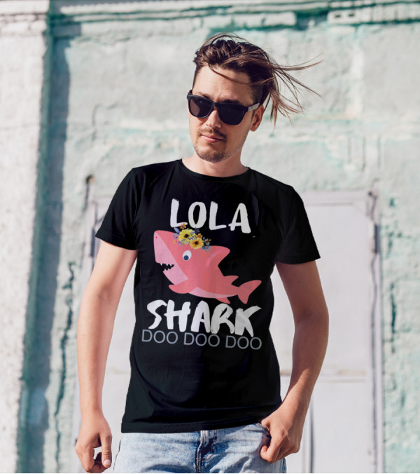 LOLA SHARK DOO DOO DOO T-Shirt