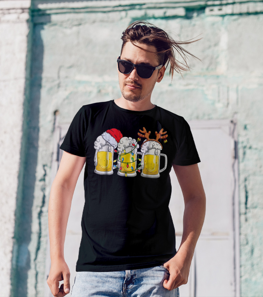 Santa Beer Mug Reindeer Xmas Lights Festive Reinbeer T-Shirt