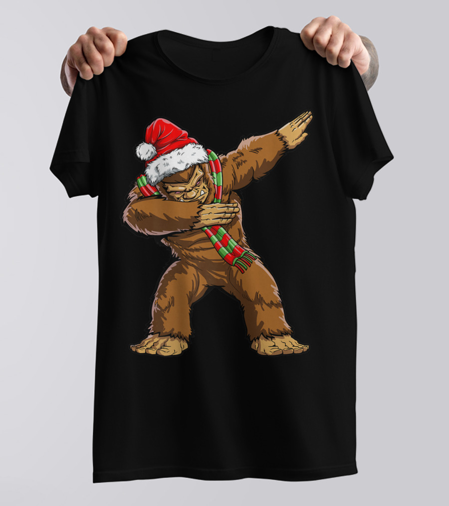 Bigfoot Santa Dabbing Sasquatch Christmas T-Shirt