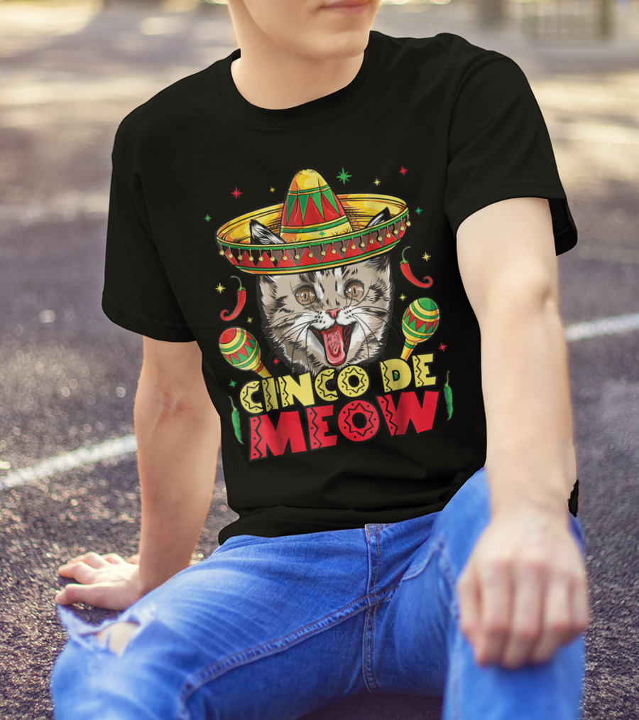 Cinco De Meow Cat Sombrero Maracas Festive Kitten T-Shirt