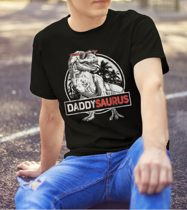 Daddysaurus Rex Daddy Dinosaur With Sunglasses Retro Palm Trees T-Shirt