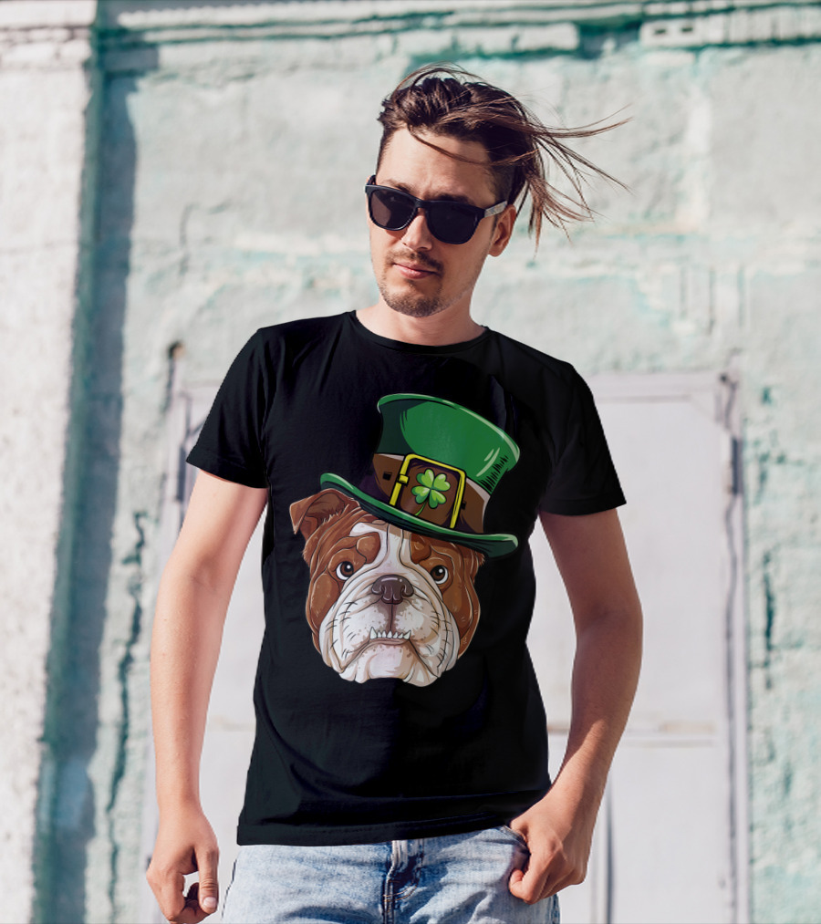 English Bulldog Wearing Leprechaun Hat St Patricks Day Dog T-Shirt