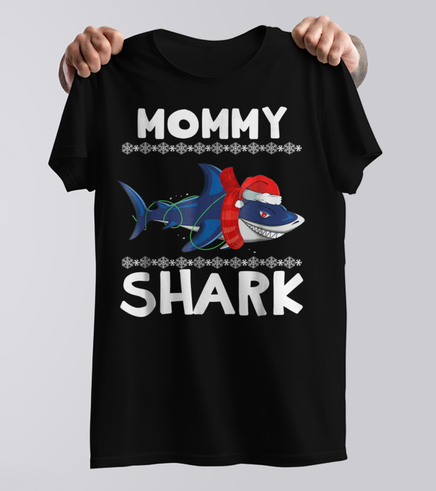 Mommy Shark Christmas Family With Santa Hat And Snowflakes T-Shirt