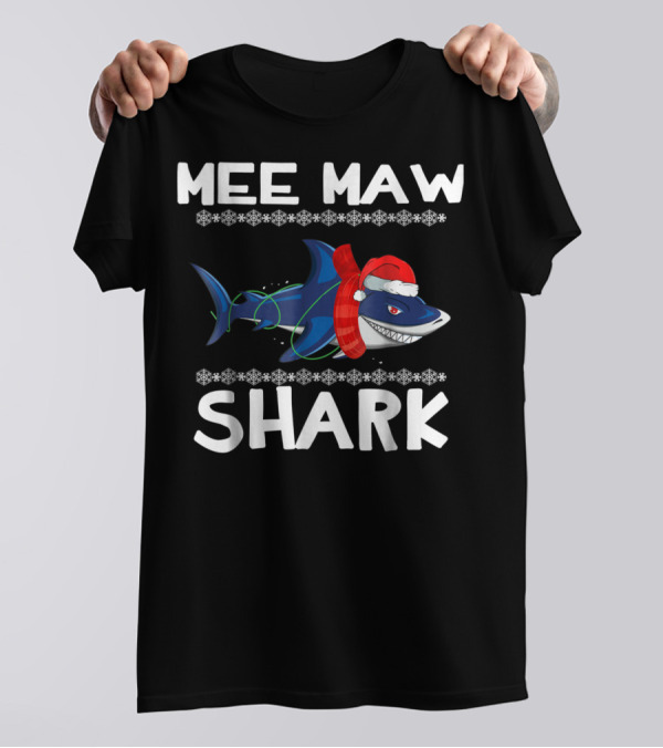 Mee Maw Shark Ugly Christmas Family Santa Hat Lights Snowflakes T-Shirt