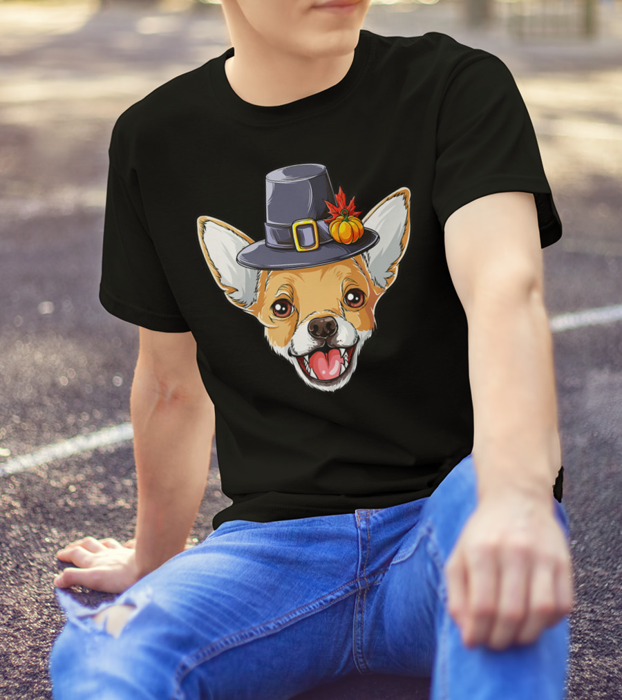 Pilgrim Hat Chihuahua With Thanksgiving Pumpkin And Leaf T-Shirt