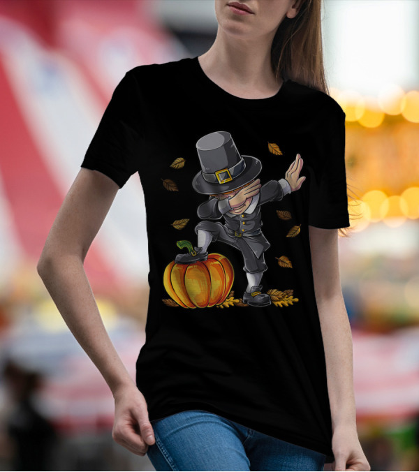 Thanksgiving Dabbing Pilgrim Boy Pumpkin Autumn Leaves T-Shirt