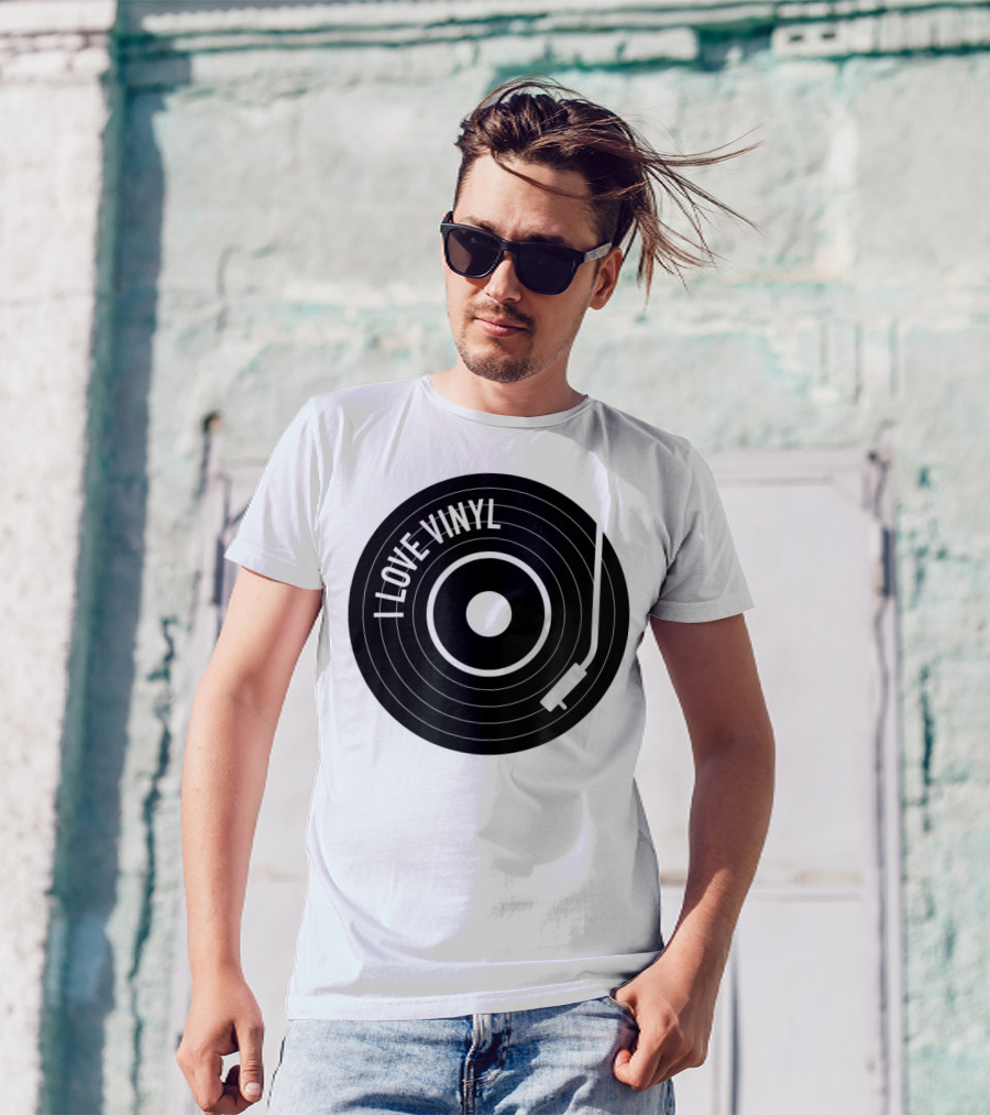 I Love Vinyl Record Player Vintage Music Enthusiast T-Shirt
