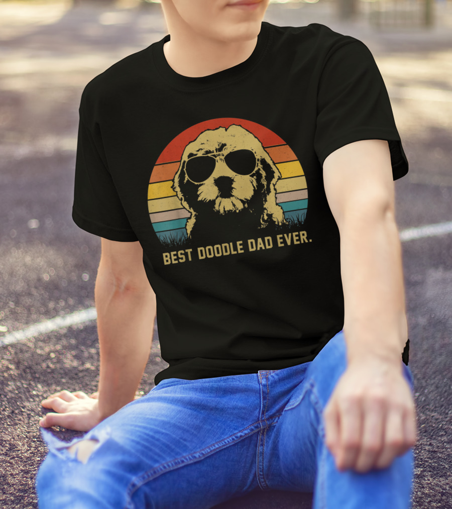 Best Doodle Dad Ever Vintage Sunglasses Retro Stripes Dog T-Shirt