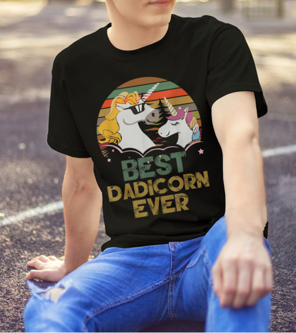 Best Dadicorn Ever Retro Funny Unicorns With Sunset Stripes T-Shirt