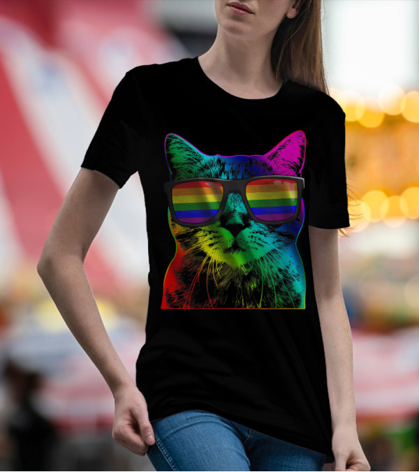 Cute Cat With Gay Flag Rainbow Sunglasses LGBTT T-Shirt