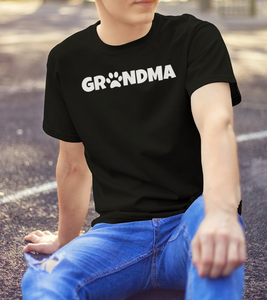 Grandma Paw Print Doggie Puppy Lover Grandmother Nana T-Shirt