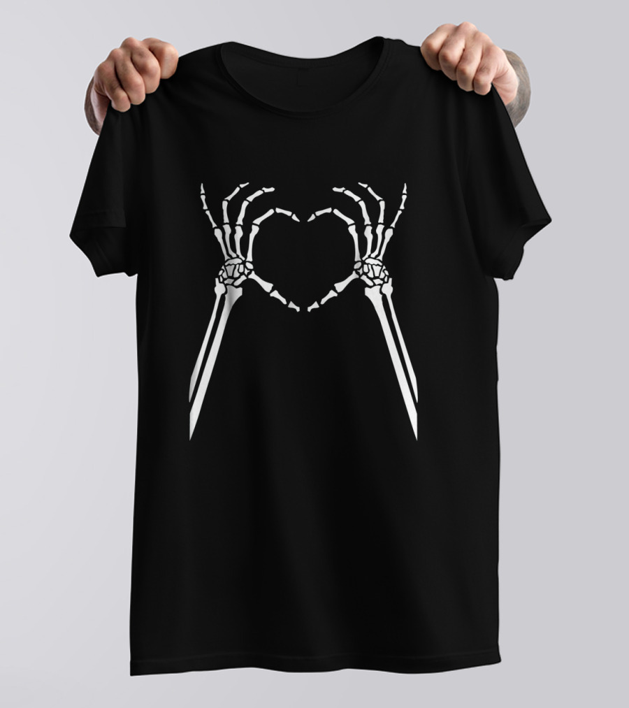 Skeleton Heart Hands Cute Halloween Party T-Shirt