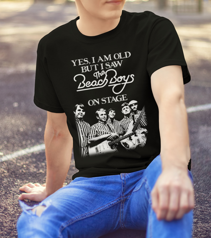 Yes I Am Old But I Saw The Beach Boys On Stage T-Shirt